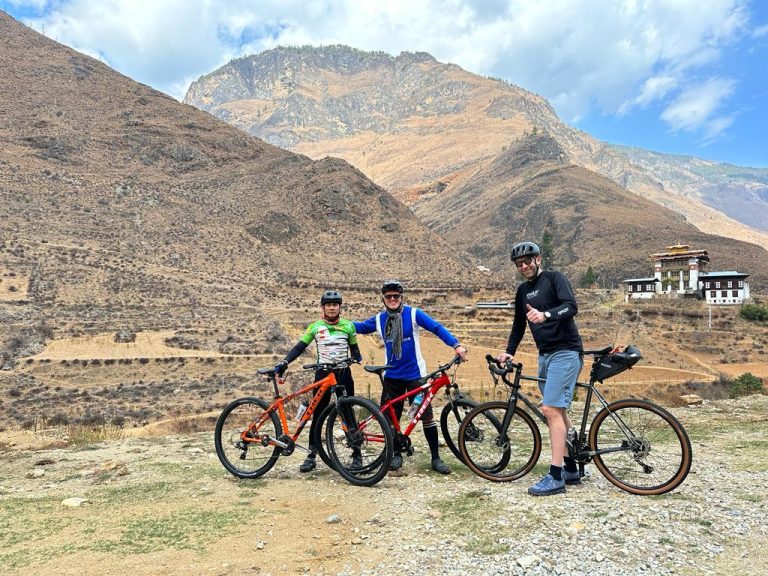 At Phobjikha with Guests