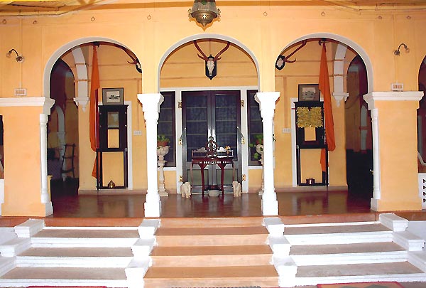 Roop Niwas Kothi