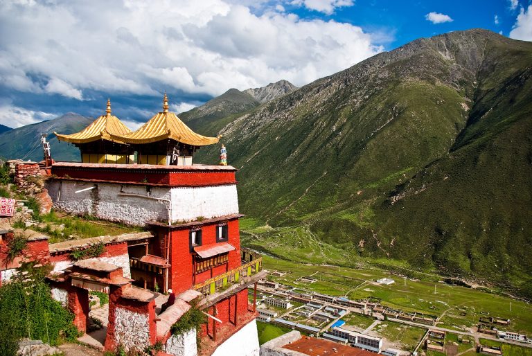 Drigung Til Monastery