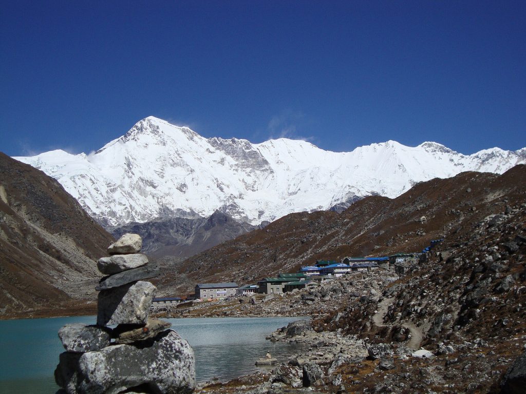 Gokyo valley
