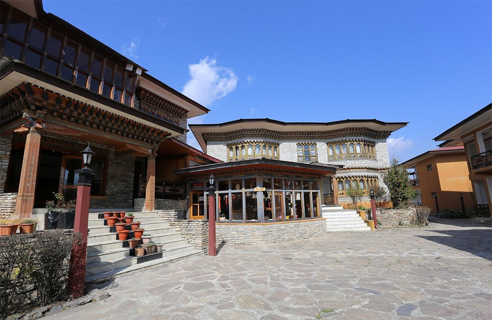 Tenzinling Resort
