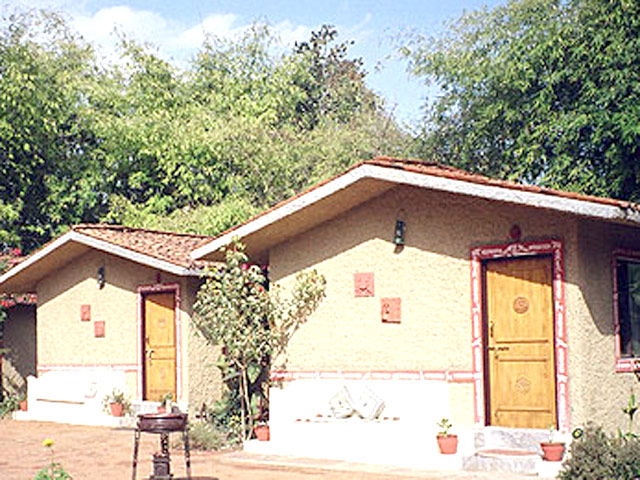 Bandhavgarh Jungle Lodge