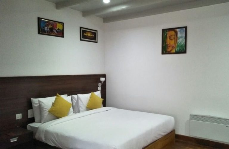 Golden roots resort