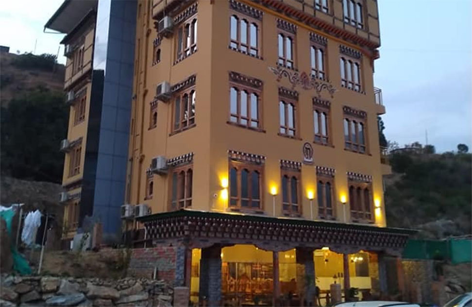 Hotel White Dragon