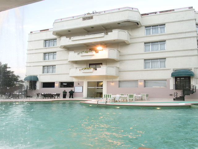 Howard Sarovar Portico
