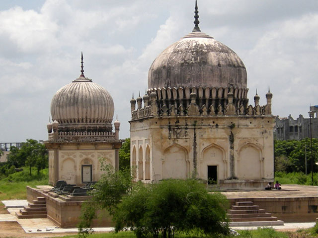 Qutub Shahi Tombs