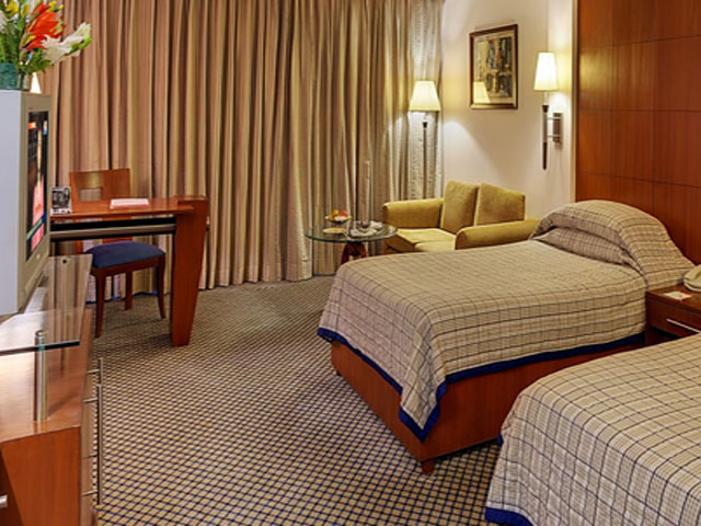 Ramada Plaza JHV