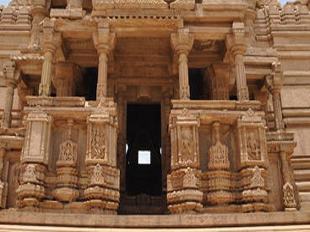 Saas Bahu Temple