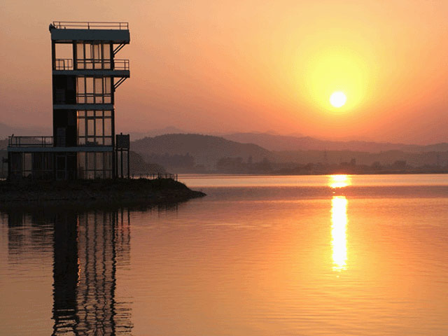 Sukhna Lake