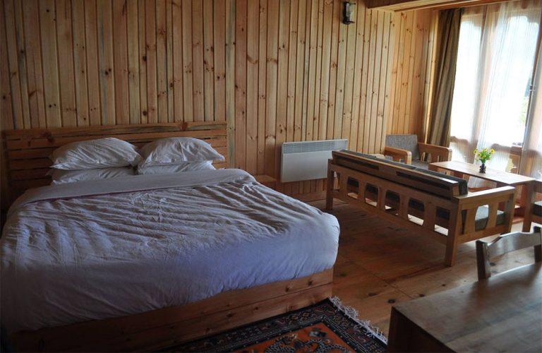 Yozerling Lodge